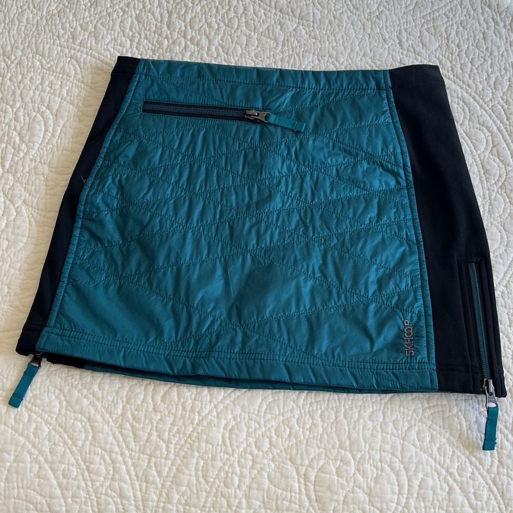 Skhoop Kari Mini Skirt Quilted Womens XS Black Teal Side Zip Pockets Scandi Girl - Picture 3 of 16
